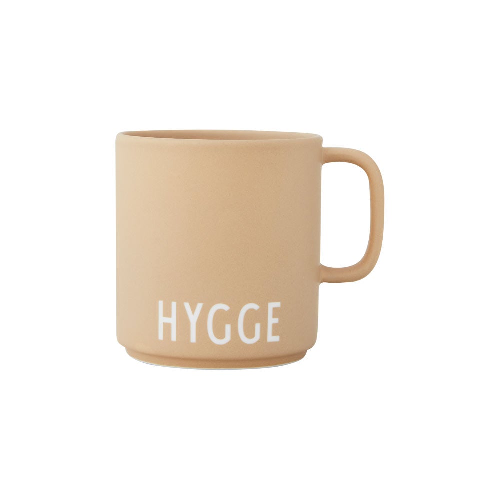 Fine bone china favourite cup with handle and engraved danish letters 8,5 x 8 cm
